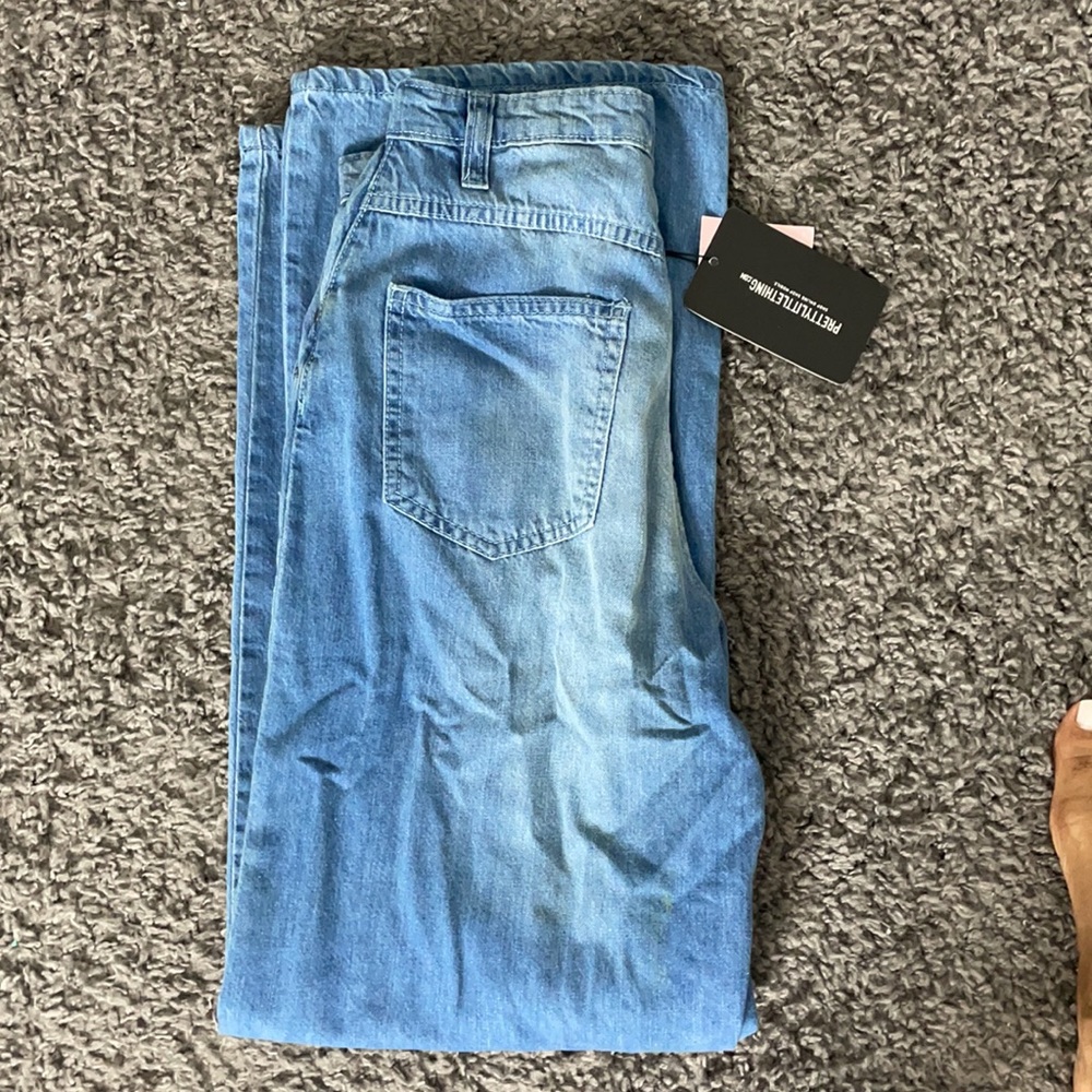 Jean - Picture 3 of 3